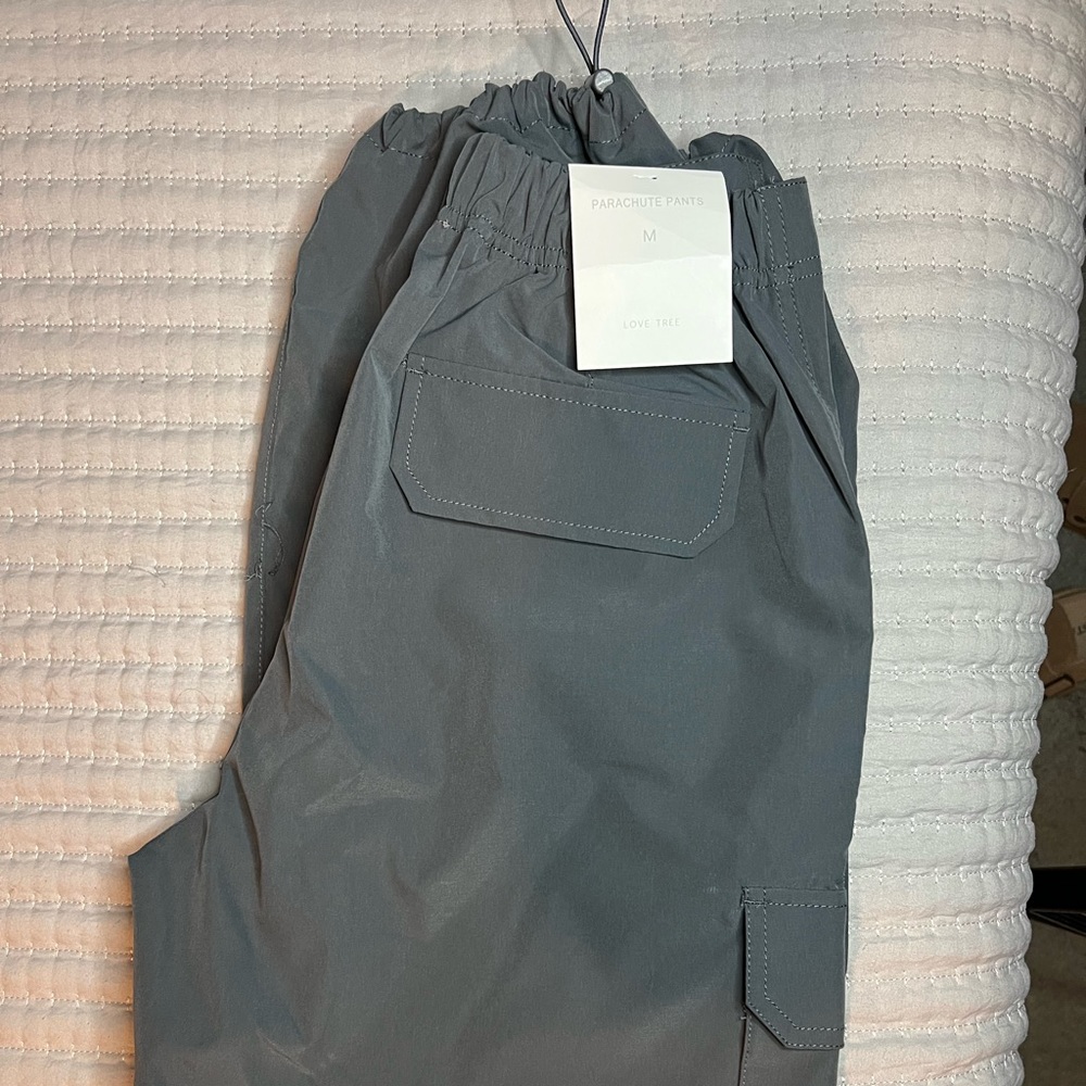 Love tree - Parachute pants . Size medium new with tags.